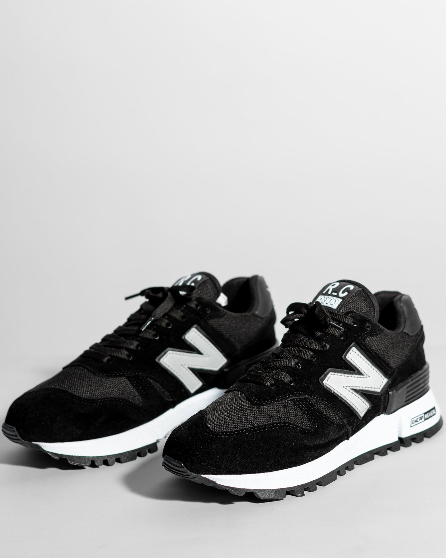 Tenis New Balance 1300