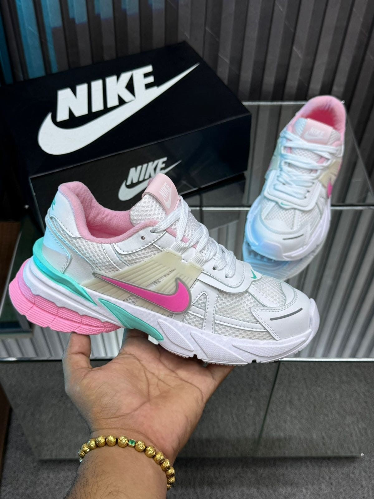 Nike V2k Run Dama