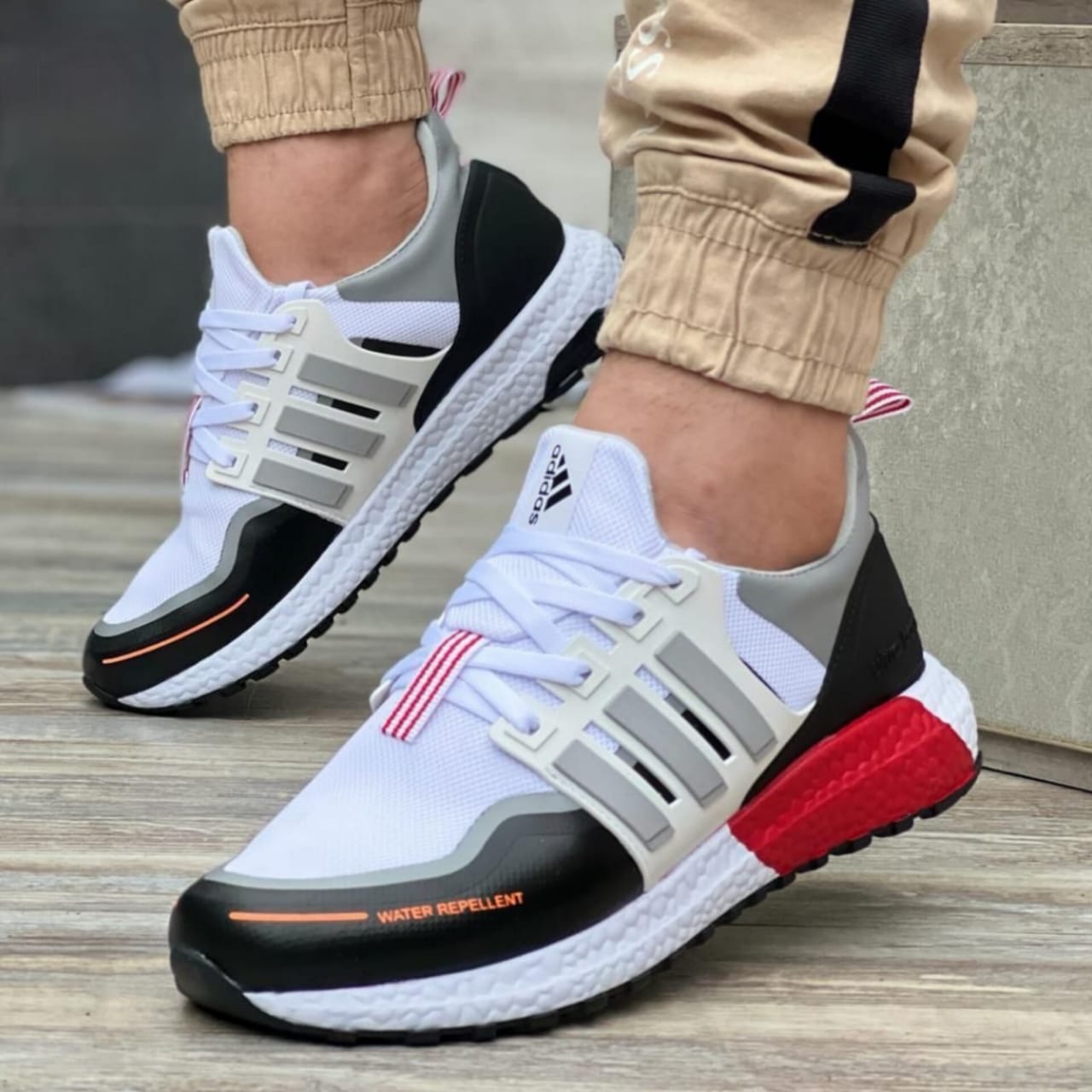 Adidas UltraBoost